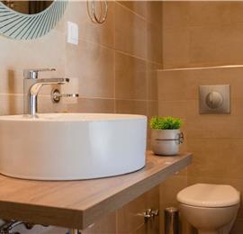 3 bedroom seaside villa with pool, Acharavi, sleeps 5